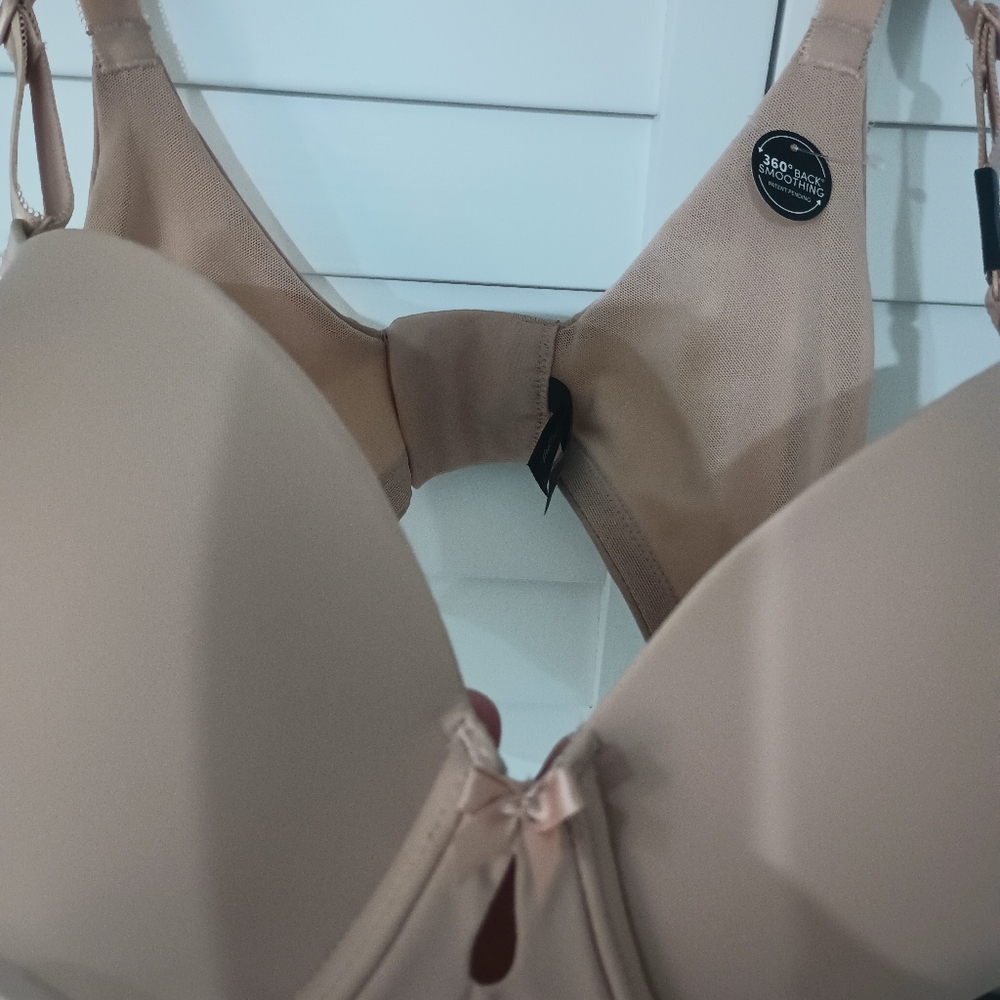 SOLD Torrid Bras SOLD - Picture 4 of 11